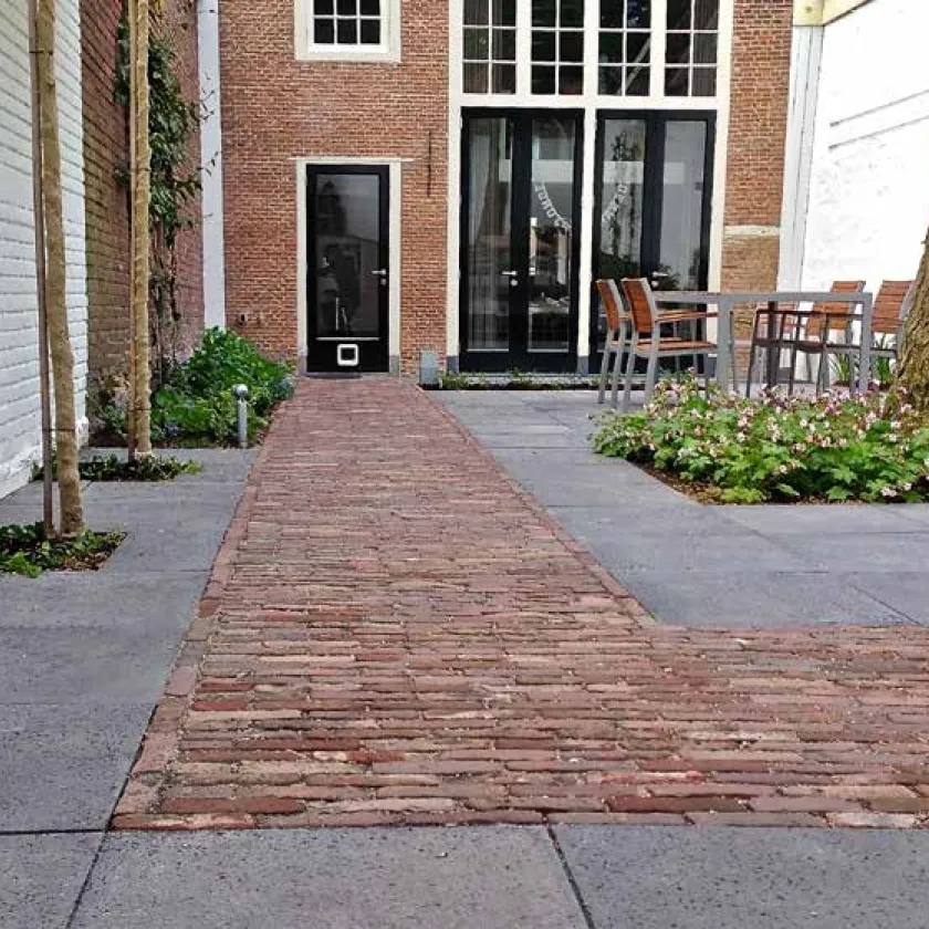 Каменная брусчатка